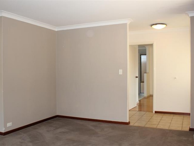 3 Asquith Street, Munster WA 6166