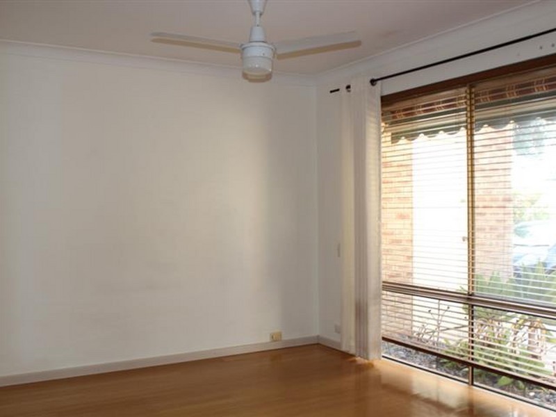 3 Asquith Street, Munster WA 6166