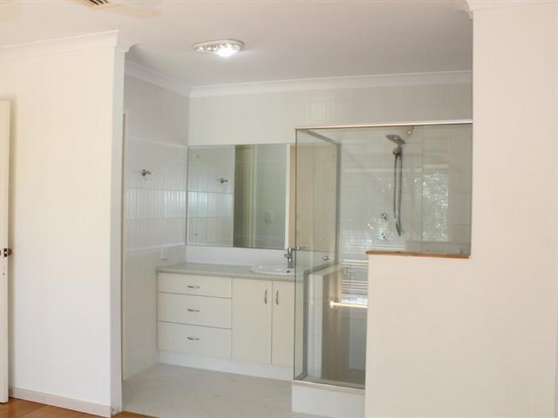 3 Asquith Street, Munster WA 6166