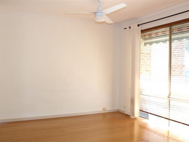 3 Asquith Street, Munster WA 6166