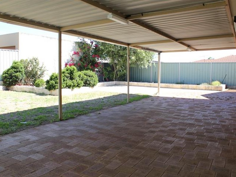 3 Asquith Street, Munster WA 6166