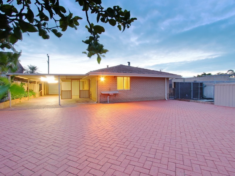 26 Etherington Avenue, Spearwood WA 6163