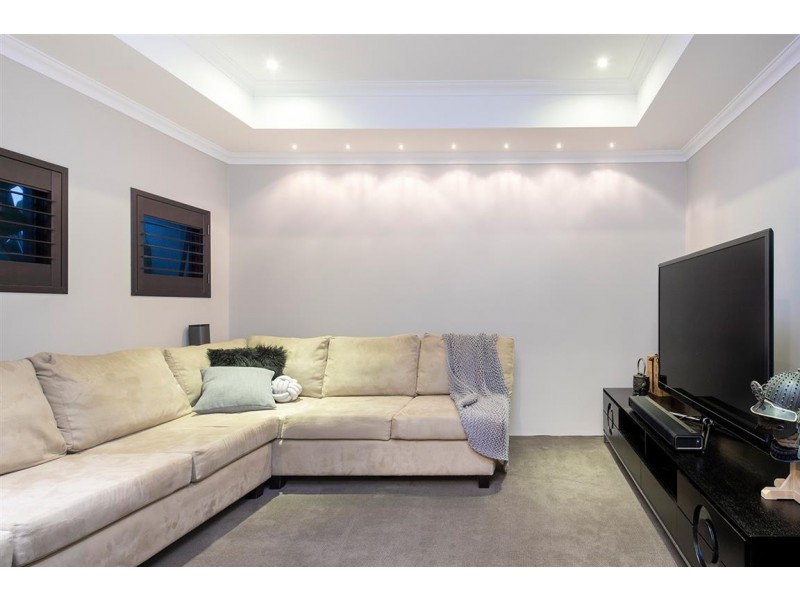 13 Blossom Chase, Aubin Grove WA 6164