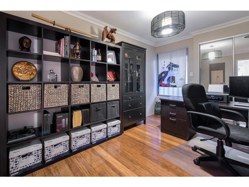 13 Blossom Chase, Aubin Grove WA 6164