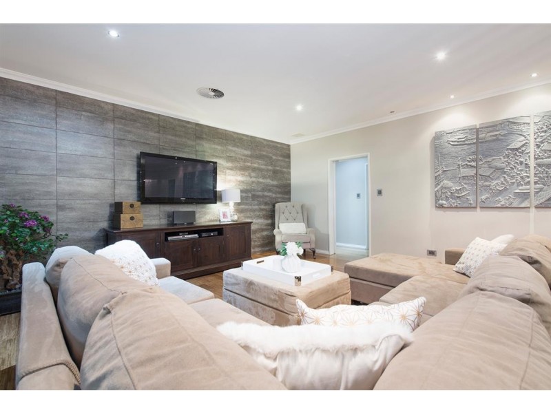 13 Blossom Chase, Aubin Grove WA 6164