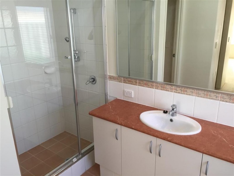 21 Charnley Bend, Success WA 6164