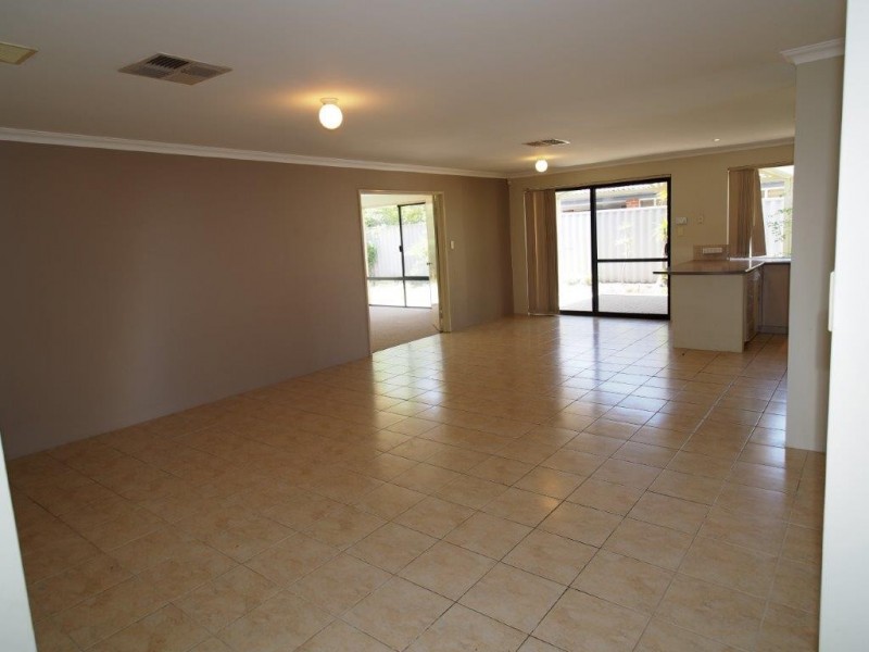 16 Hartwell Way, Secret Harbour WA 6173