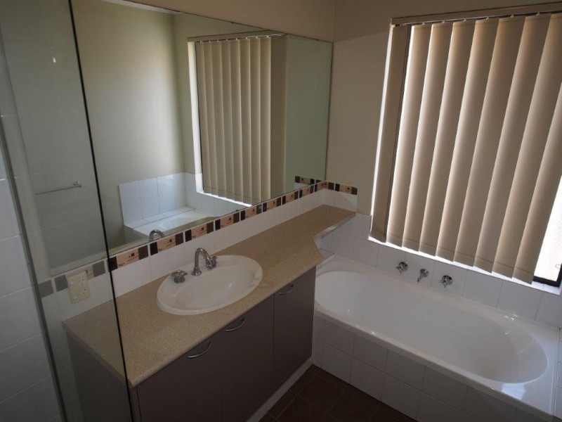 16 Hartwell Way, Secret Harbour WA 6173