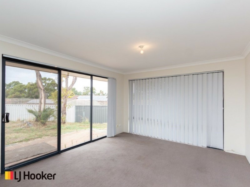 16 Catalpa Crescent, South Lake WA 6164