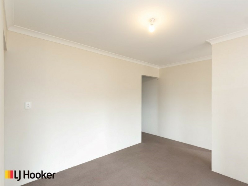 16 Catalpa Crescent, South Lake WA 6164