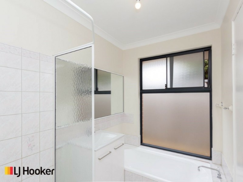 16 Catalpa Crescent, South Lake WA 6164