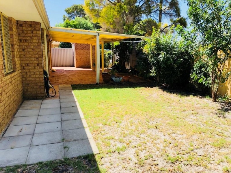 20/208 Burslem Drive, Maddington WA 6109