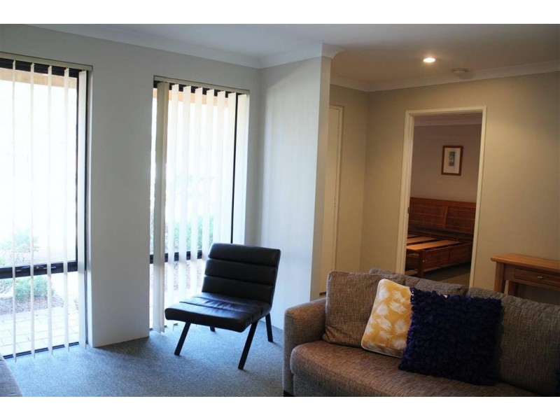 26 Larsen Road, Byford WA 6122