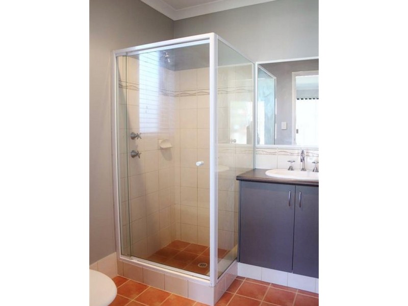 26 Larsen Road, Byford WA 6122