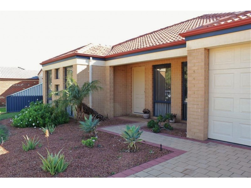 26 Larsen Road, Byford WA 6122