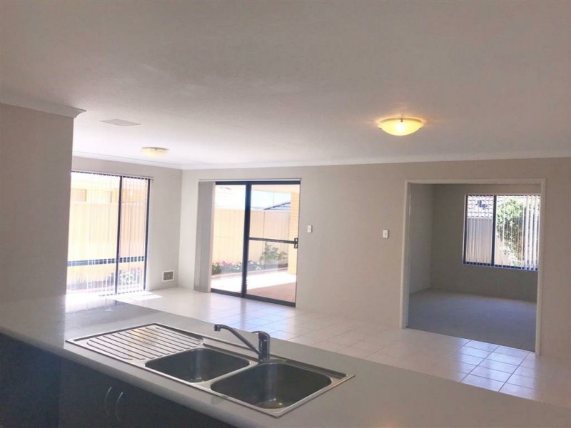 20 Wooleen Parkway, Beeliar WA 6164