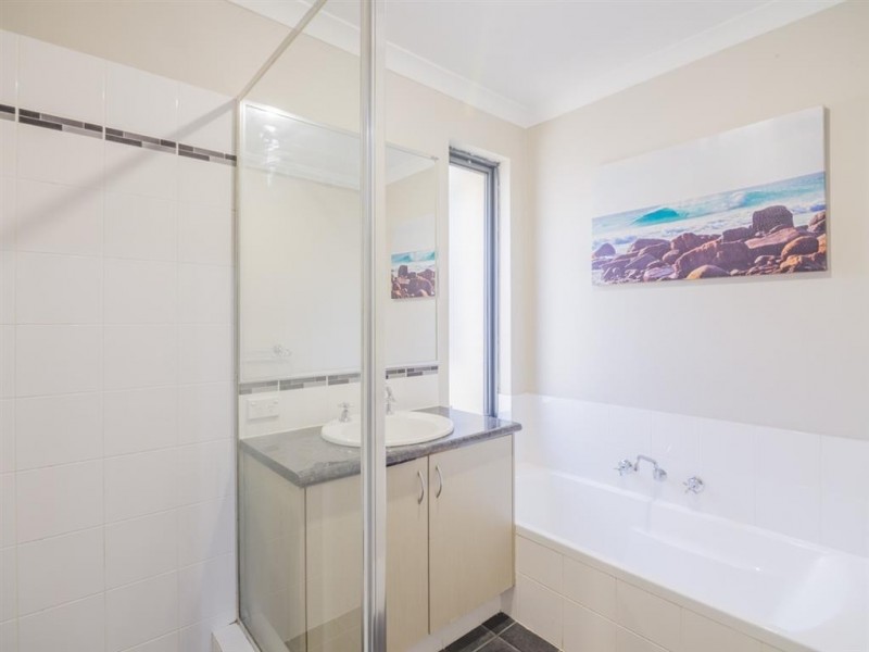 20 Wooleen Parkway, Beeliar WA 6164