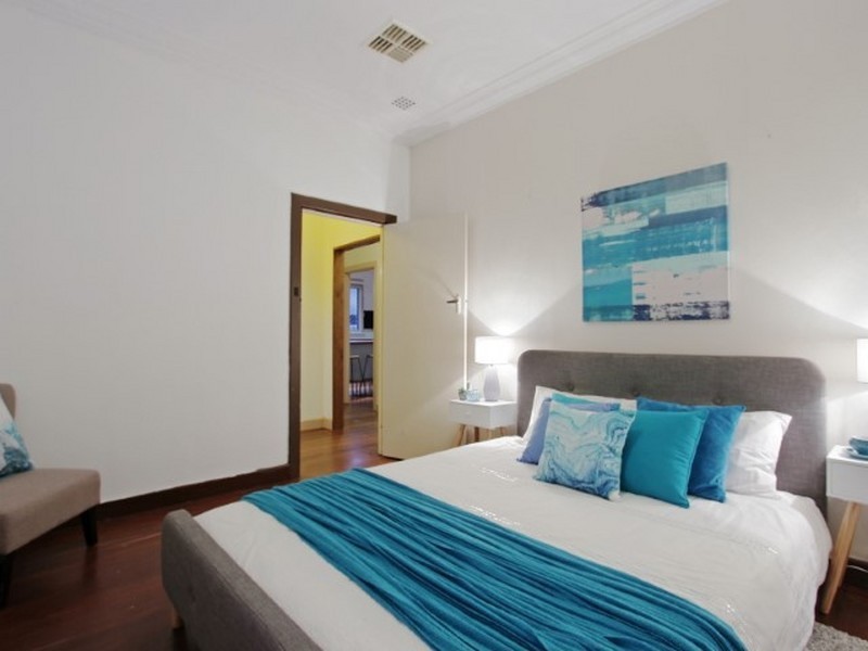 34 Chadwick Street, Hilton WA 6163