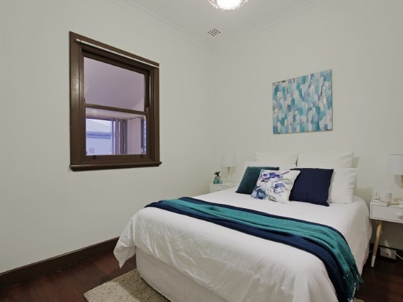 34 Chadwick Street, Hilton WA 6163