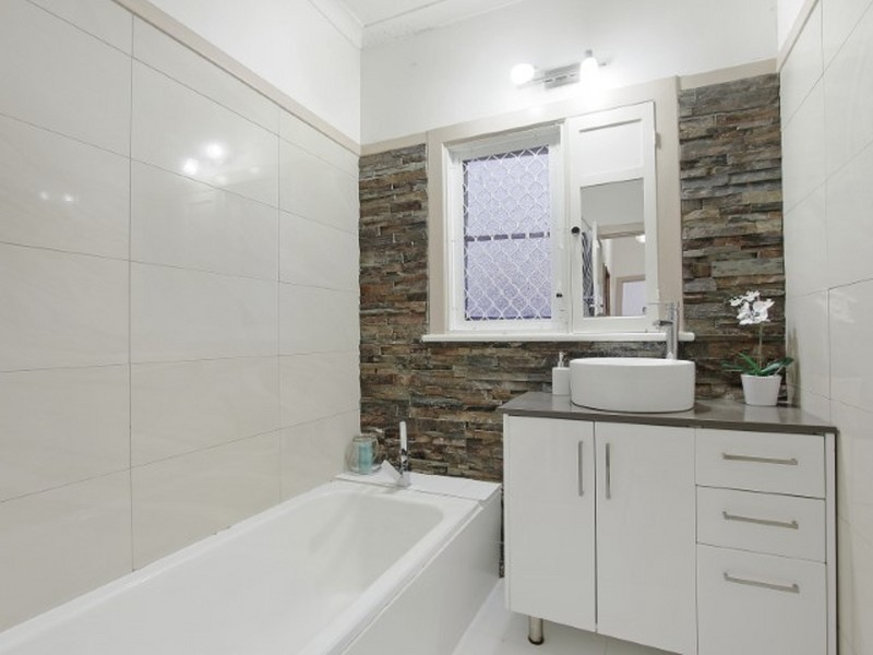 34 Chadwick Street, Hilton WA 6163