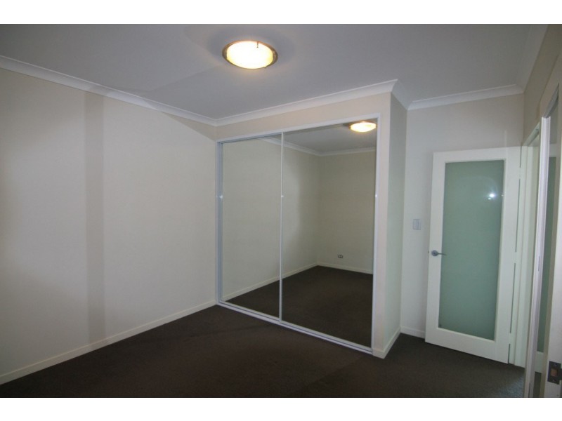 Unit 401/25 Malata Crescent, Success WA 6164