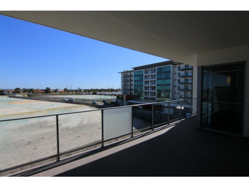 Unit 401/25 Malata Crescent, Success WA 6164