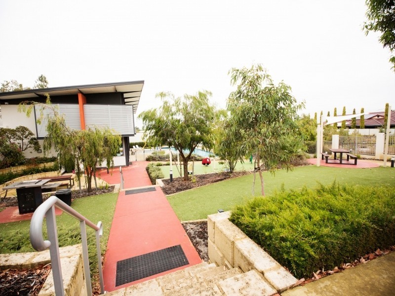 Unit 401/25 Malata Crescent, Success WA 6164