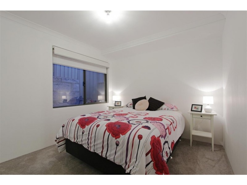 12 Apium Mews, Munster WA 6166