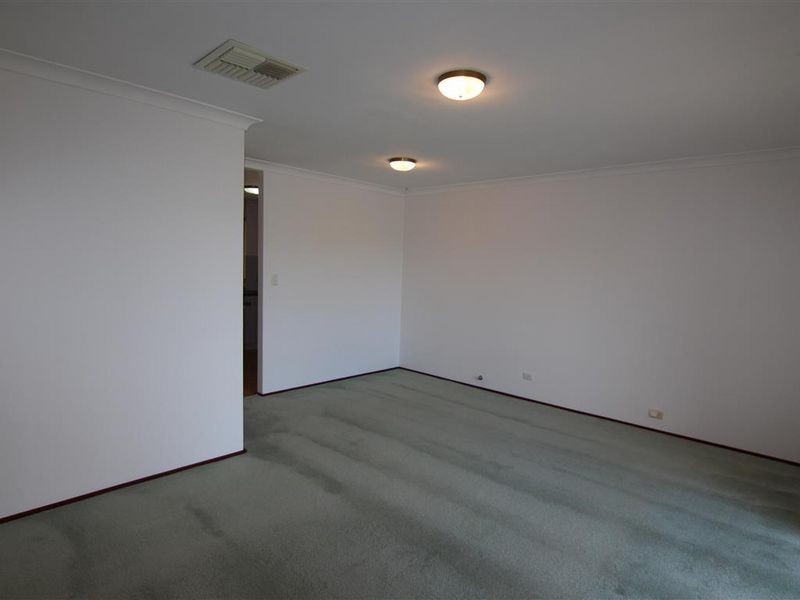 9B Tivella Court, Willetton WA 6155