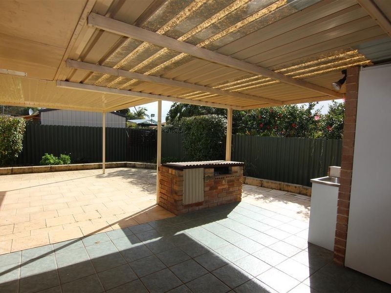 9B Tivella Court, Willetton WA 6155