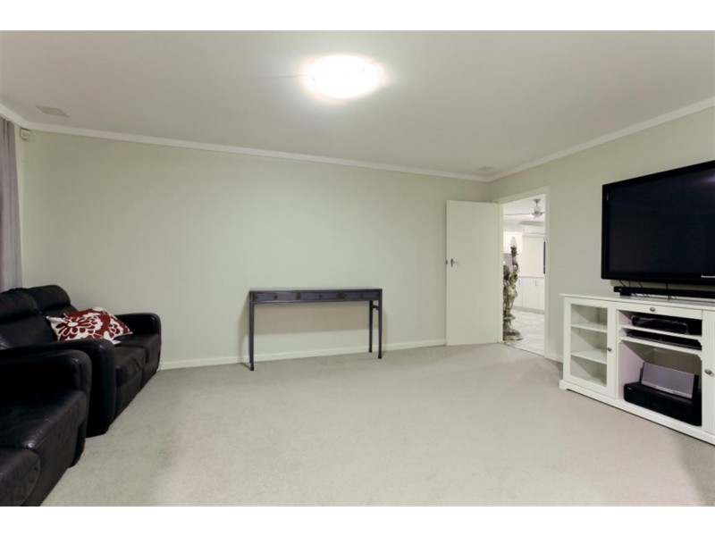 7 Kennon Court, Spearwood WA 6163