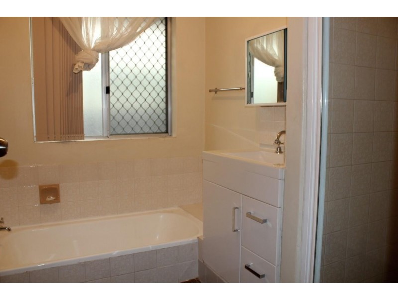 8 Ricketts Court, Rockingham WA 6168