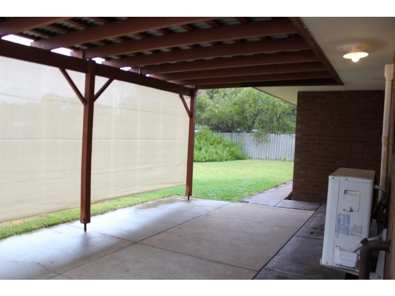 8 Ricketts Court, Rockingham WA 6168