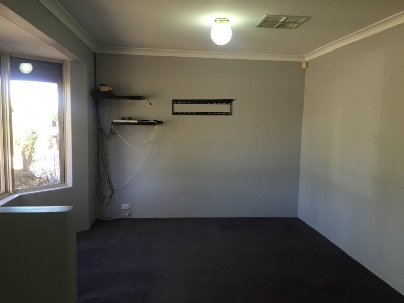 16 Ballaruk Grove, High Wycombe WA 6057