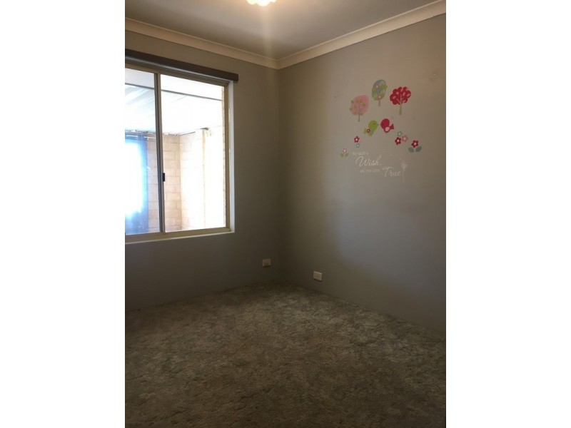 16 Ballaruk Grove, High Wycombe WA 6057