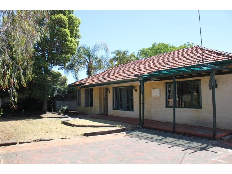 26 Tudor Avenue, Shelley WA 6148