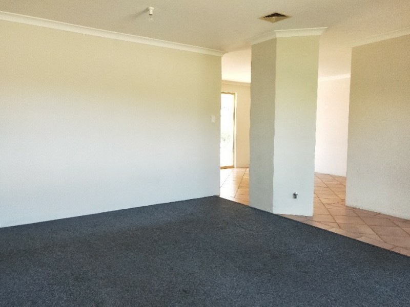 213 Elderberry Drive, South Lake WA 6164
