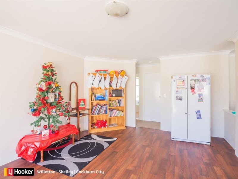 23 Catalpa Crescent, South Lake WA 6164