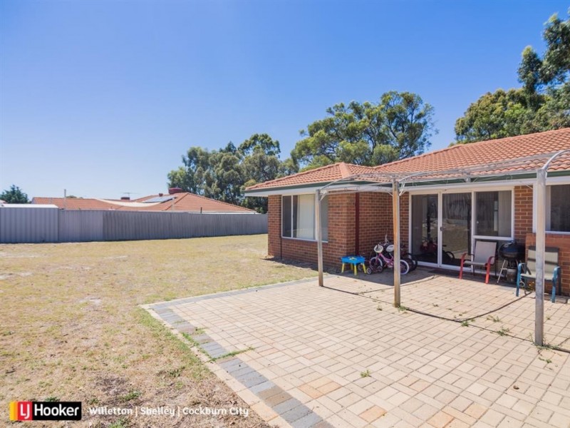 23 Catalpa Crescent, South Lake WA 6164