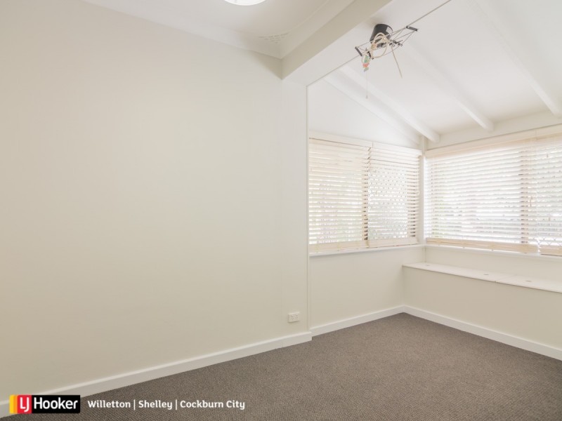 416 Belgravia Street, Cloverdale WA 6105