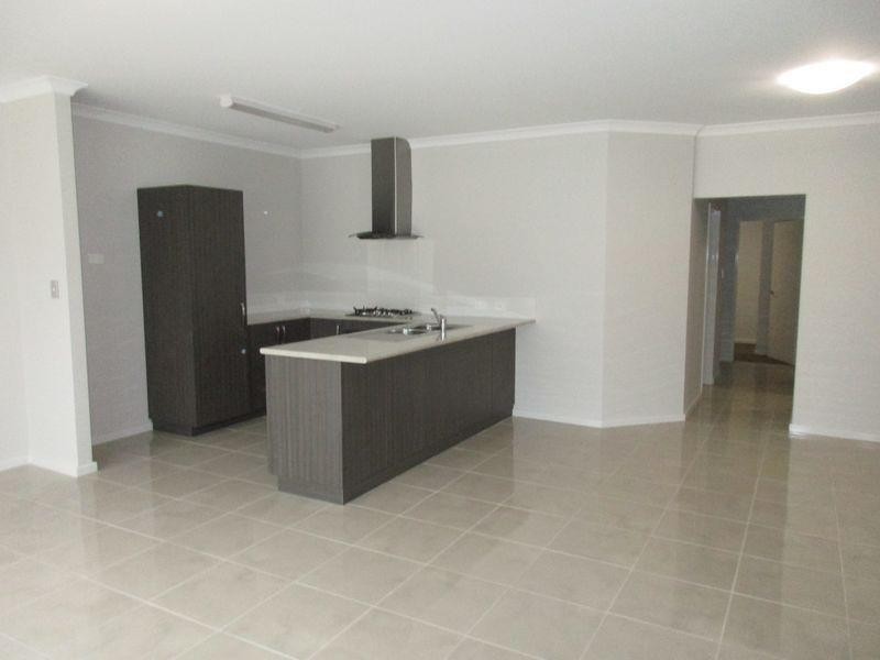 3/37 Sussex Street, Spearwood WA 6163