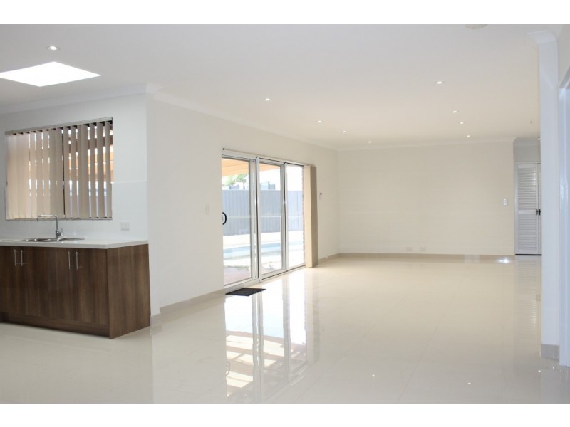 40 Ruffian Loop, Willetton WA 6155