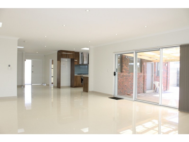 40 Ruffian Loop, Willetton WA 6155