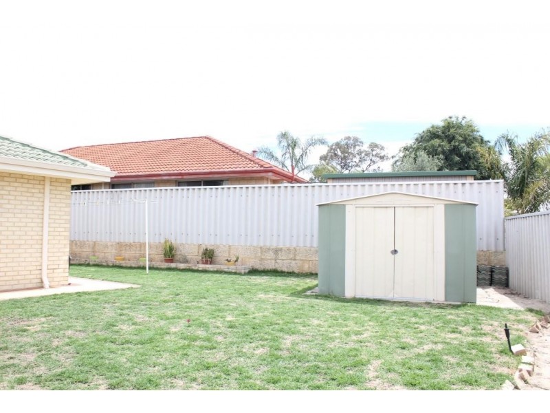 13 Centaury Close, Beeliar WA 6164
