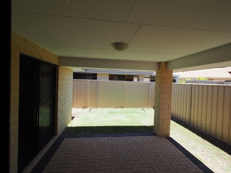 16 Bunratty Link, Canning Vale WA 6155