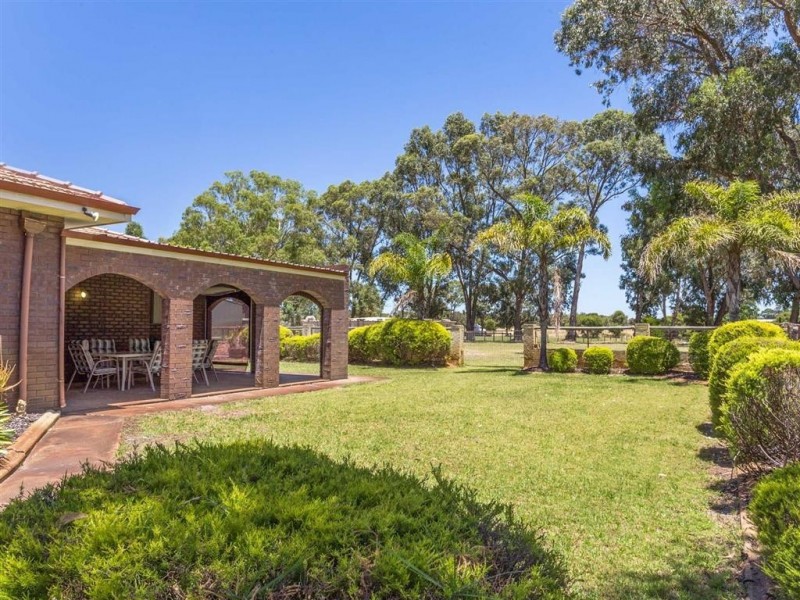 110 Wolfe Road, Banjup WA 6164