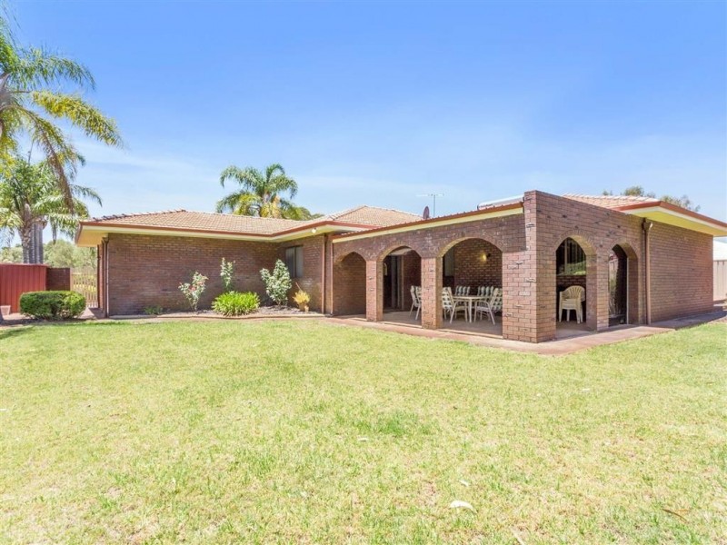 110 Wolfe Road, Banjup WA 6164