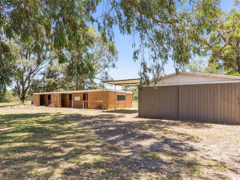 110 Wolfe Road, Banjup WA 6164