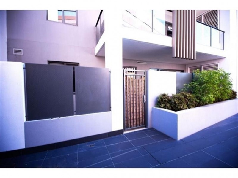 58/16 Midgegooroo Avenue, Cockburn Central WA 6164