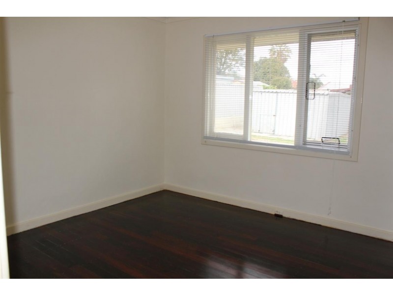 55 Rinaldo Crescent, Coolbellup WA 6163